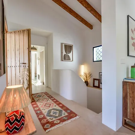 Naraya - Managed By Almarina Javea