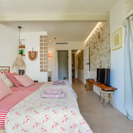 Naraya - Managed By Almarina Javea